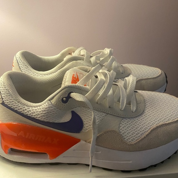 Nike Air Max - Picture 2 of 4